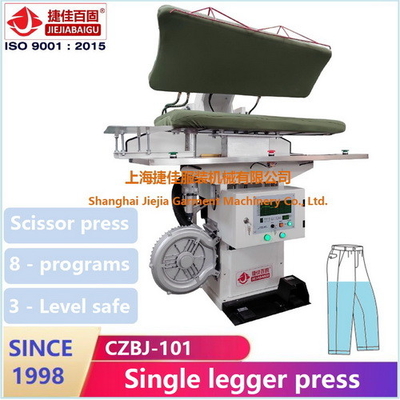Dampfpressmaschine für die Industriehose LEGGER